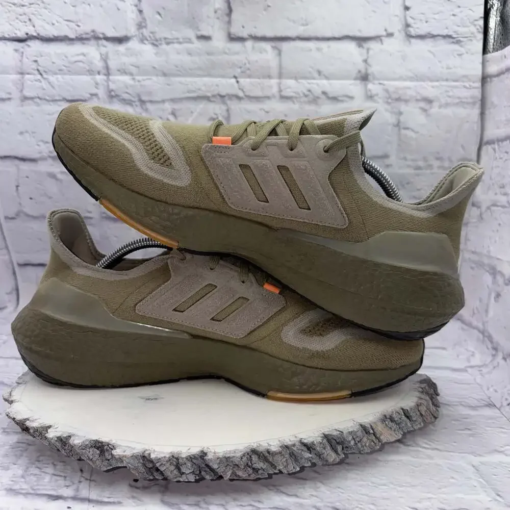 Adidas UltraBoost 22 Mens Sz 12 Orbit Green Beam Orange Running Shoes GX9140